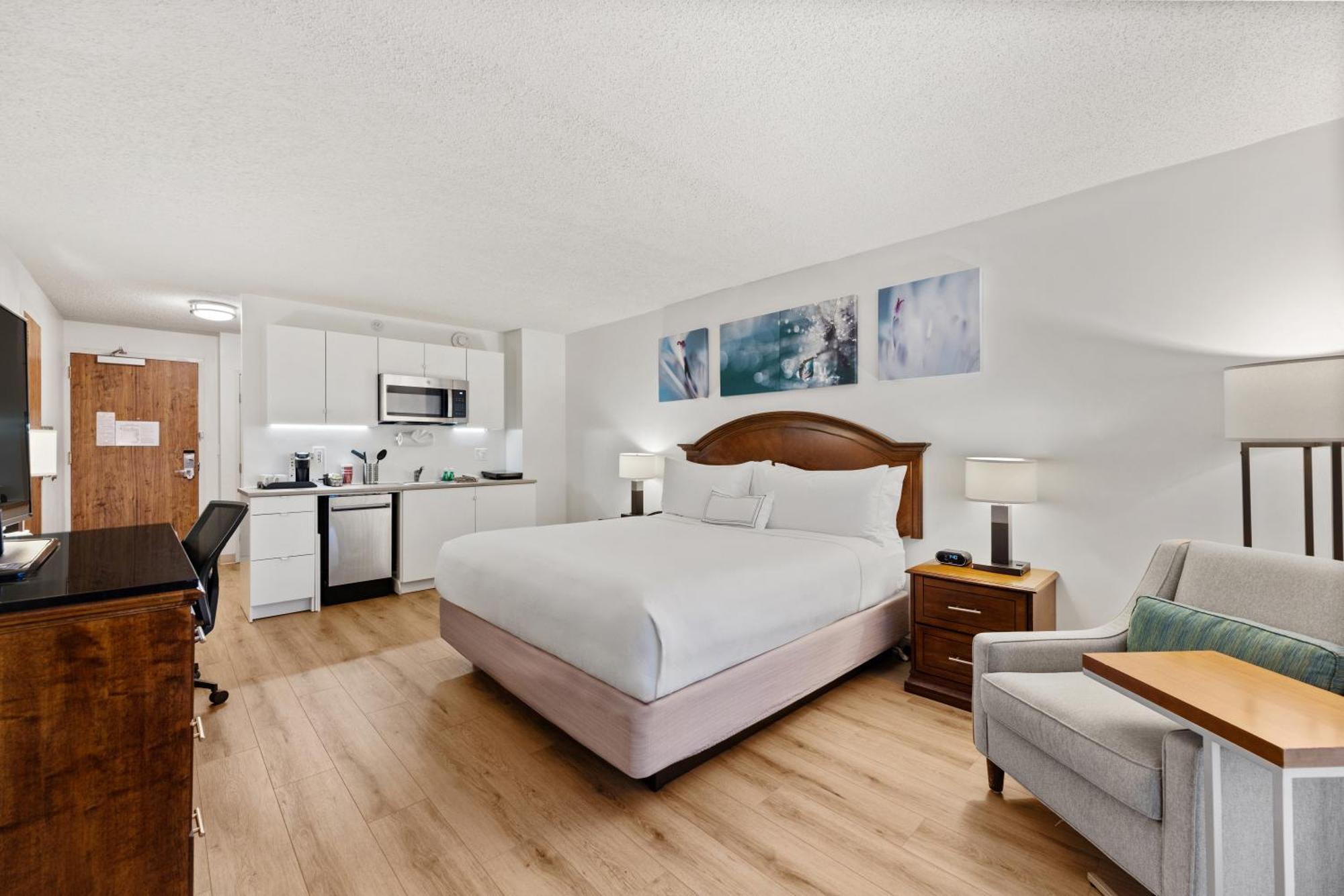 Delta Hotels By Marriott Mount Pleasant Расин Экстерьер фото